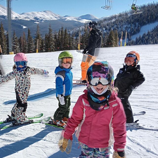 Smiles all day with this crew!

#teambreck #brecklife #exploresummit #mountainlife